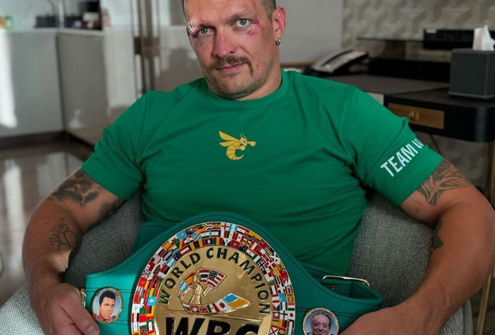 Усик возглавил рейтинг лучших боксеров независимо от весовой категории