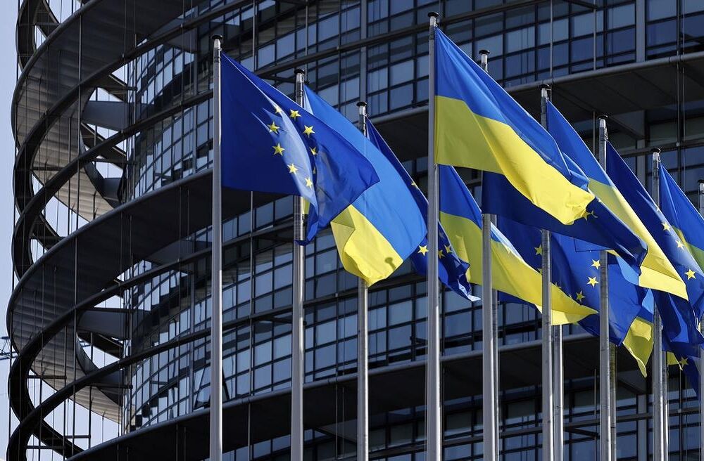 СМИ: Евросоюз нарастит производство оружия из-за войны в Украине 