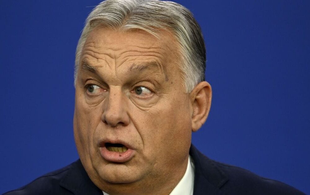 Орбан заявил, что Европа должна немедленно поддержать мирный план Трампа