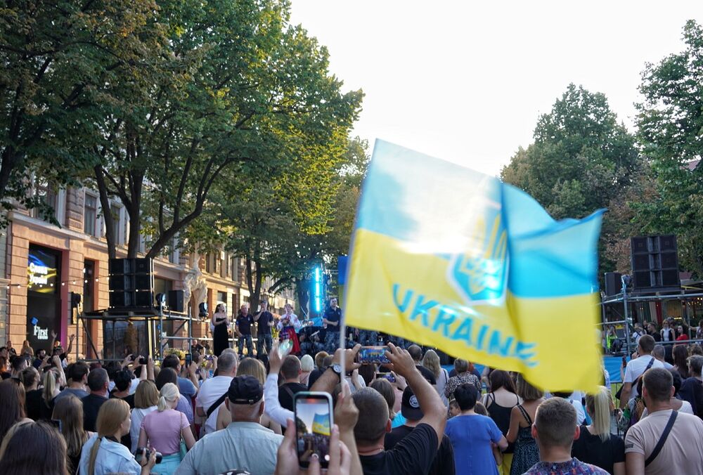 Українці розповіли про своє бачення відносин із Росією