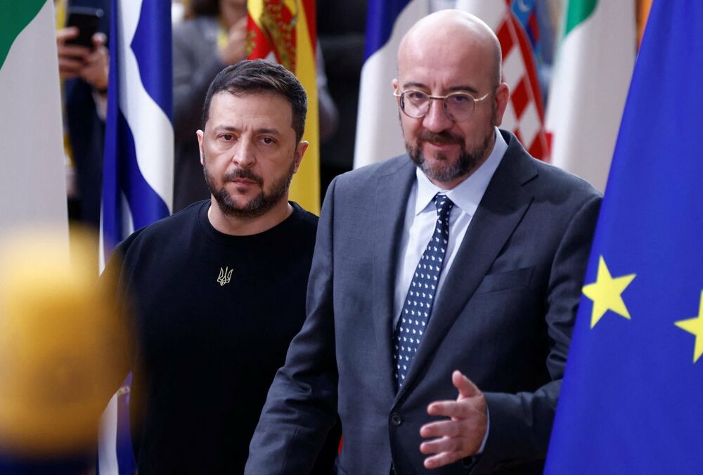 Китай помогает России затягивать войну против Украины, - Зеленский