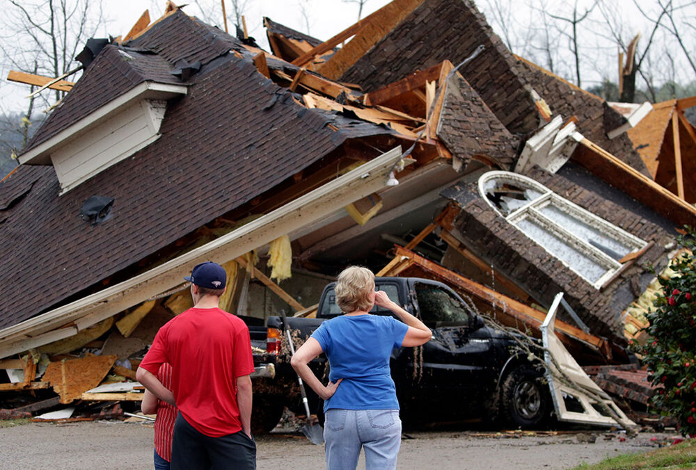 На США обрушився смертоносний торнадо - ВІДЕО