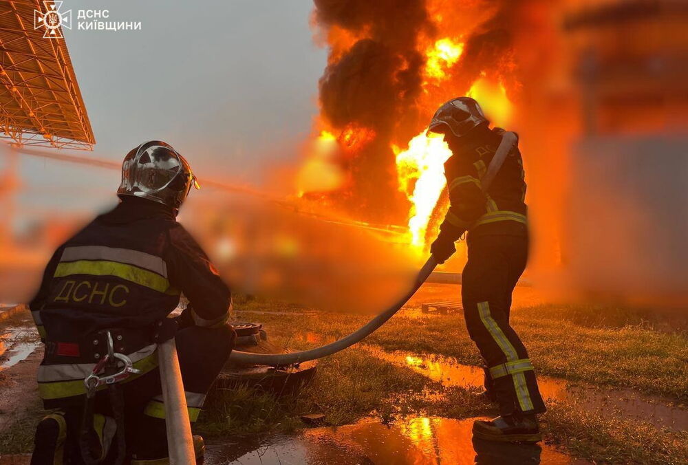 Росія атакувала Україну ракетами та безпілотниками: постраждали 4 особи