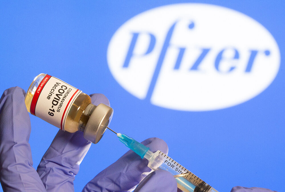 Компания Pfizer начала поставки вакцины по всему миру