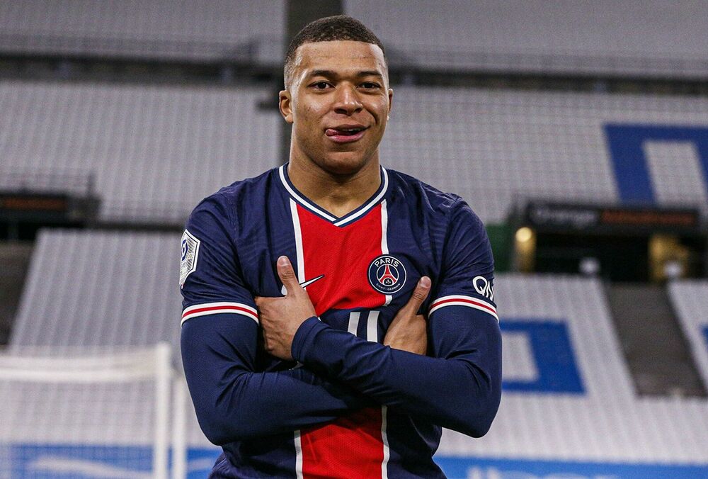 Инфографика: кто стал самым дорогим футболистом мира в 2022 году