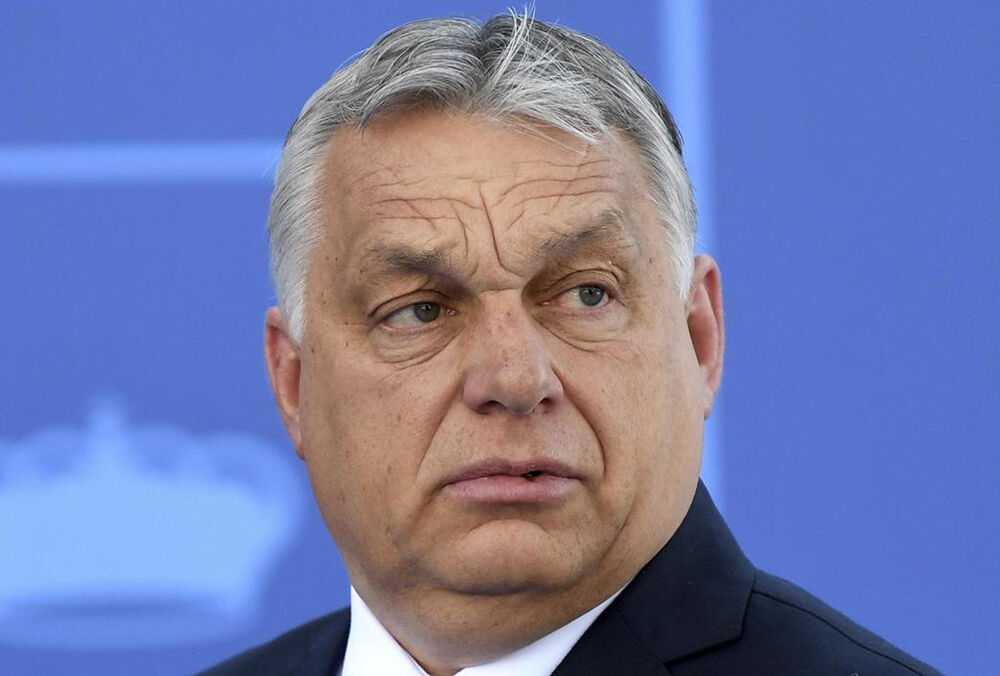 Єврокомісія пропонує позбавити Угорщину фінансування на 7,5 млрд євро  Єврокомісія пропонує позбавити Угорщину фінансування на 7,5 млрд євро