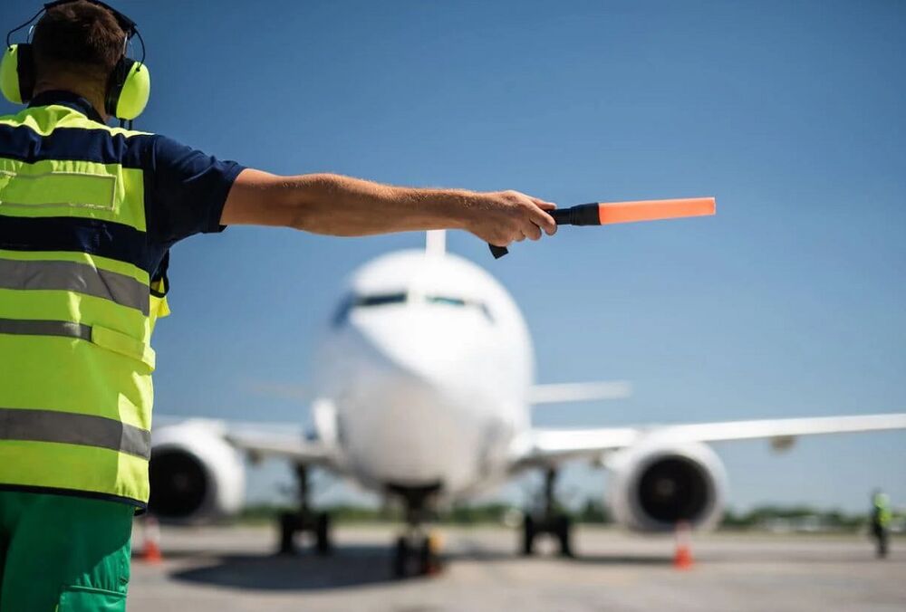 У Кабміні анонсували початок переговорів з ЄС та США про відновлення авіаперевезень 