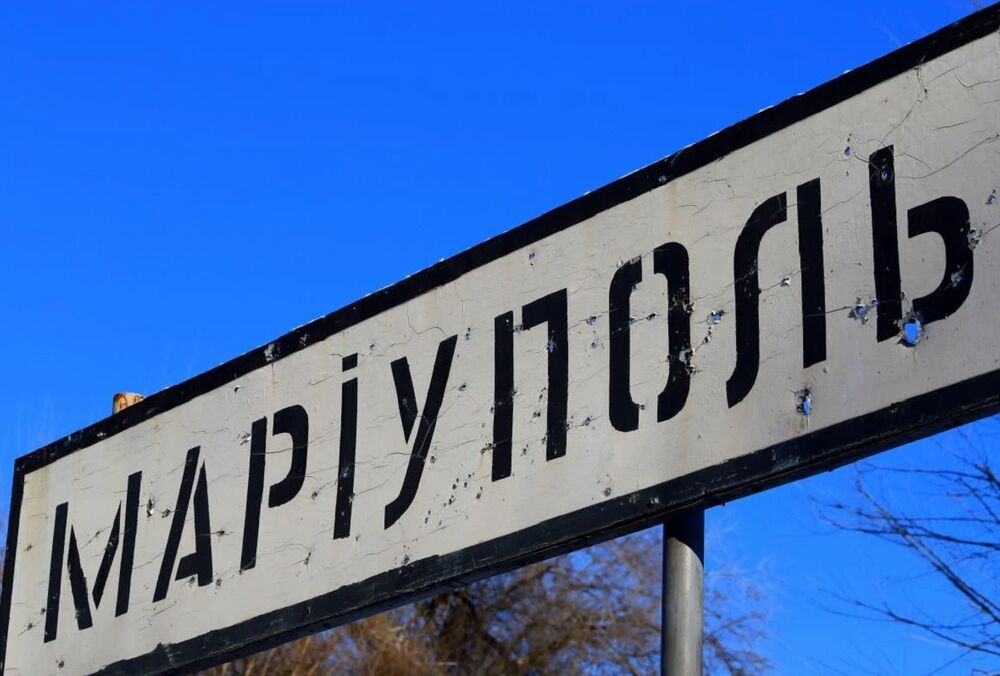 Оккупанты в Мариуполе задержали трех школьников за ”создание негативного образа РФ”