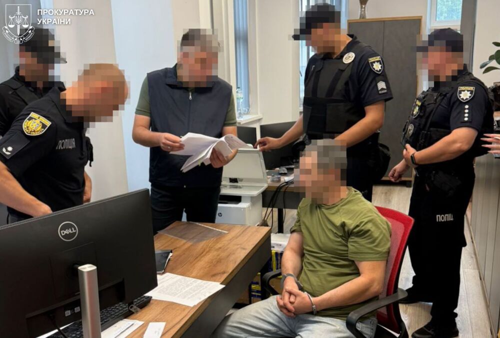 Задержанный по делу об убийстве Парубия получил подозрение Задержанный по делу об убийстве Парубия получил подозрение