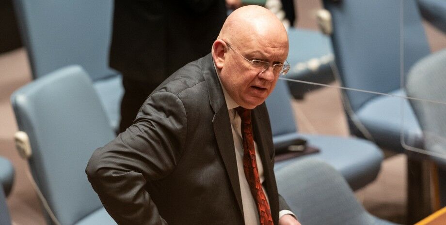 Постпред РФ в ОН Небензя сбежал с заседания перед выступлением Украины  