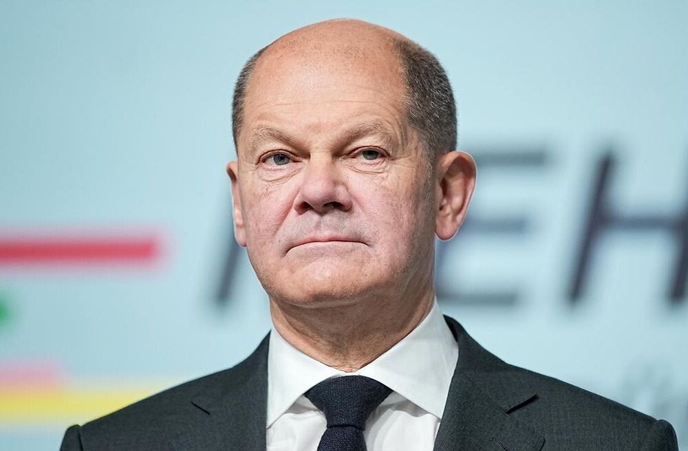 ЗМІ назвали єдину умову Шольца для передачі Україні танків Leopard