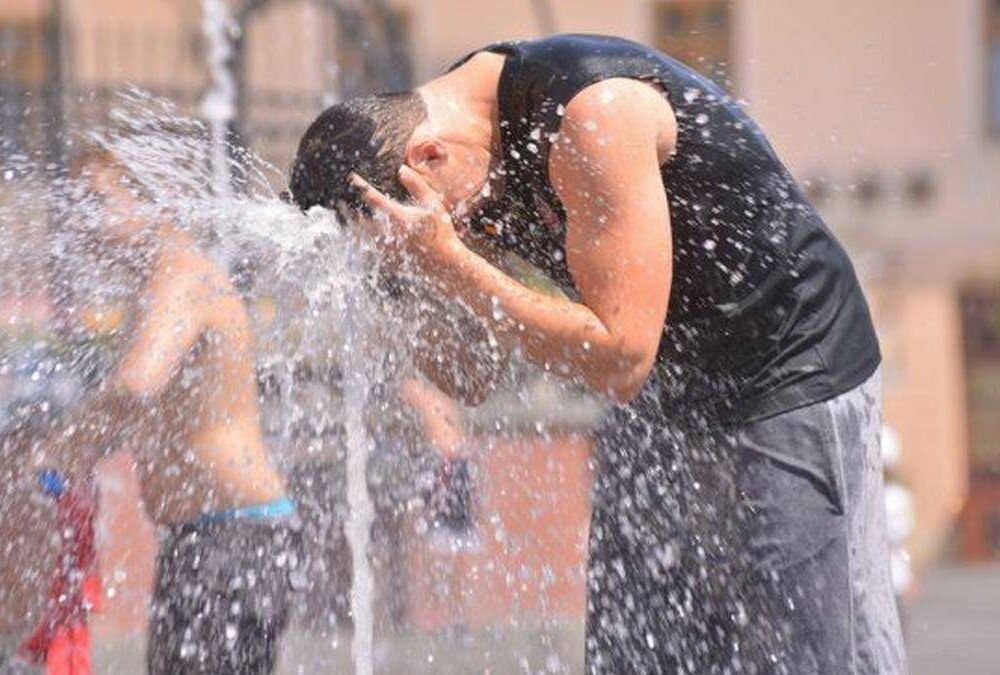 На Украину надвигается африканская жара