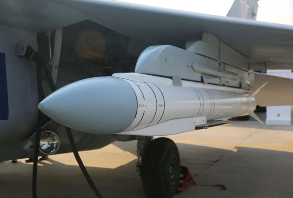 Россия запустила в серийное производство КАБ с рекордной дальностью, - ГУР