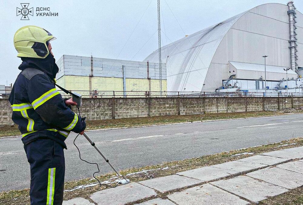 Удар по ЧАЕС: на станції попередили про ймовірність витоку радіоактивних речовин