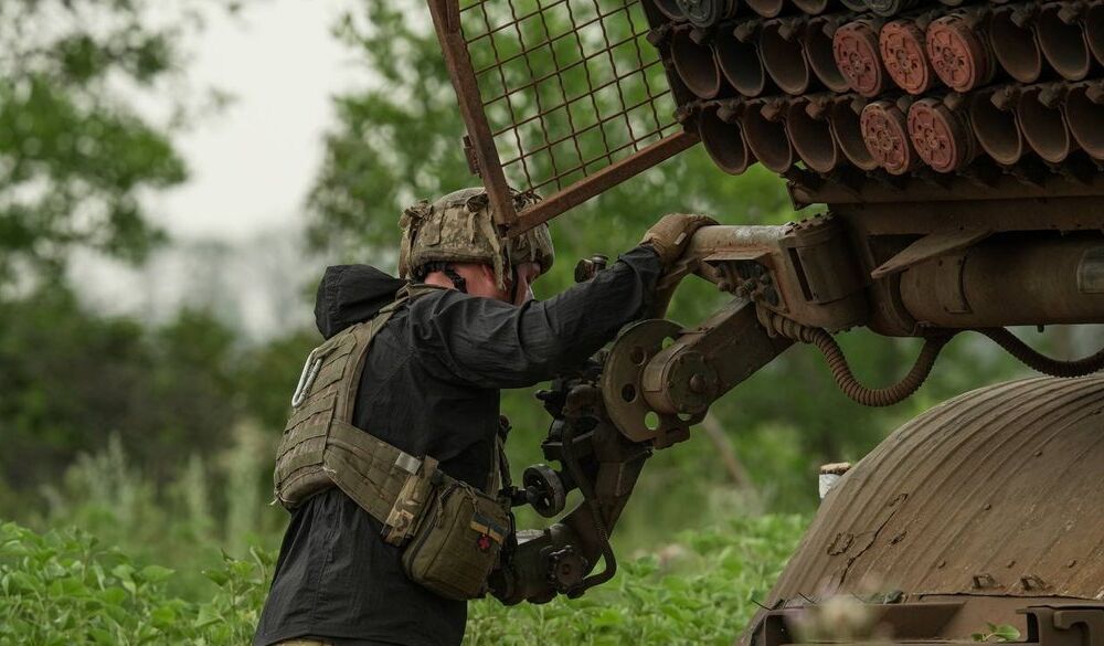 Россияне попали в окружение в районе Доброполья, - ВСУ