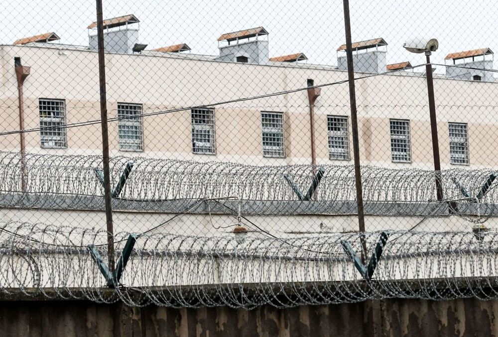 Прихильники Саакашвілі оголосили голодування біля стін в'язниці