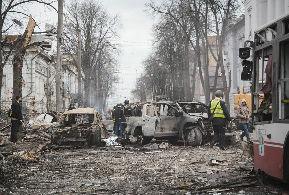 В Сумах снова возросло число погибших в результате удара 13 апреля