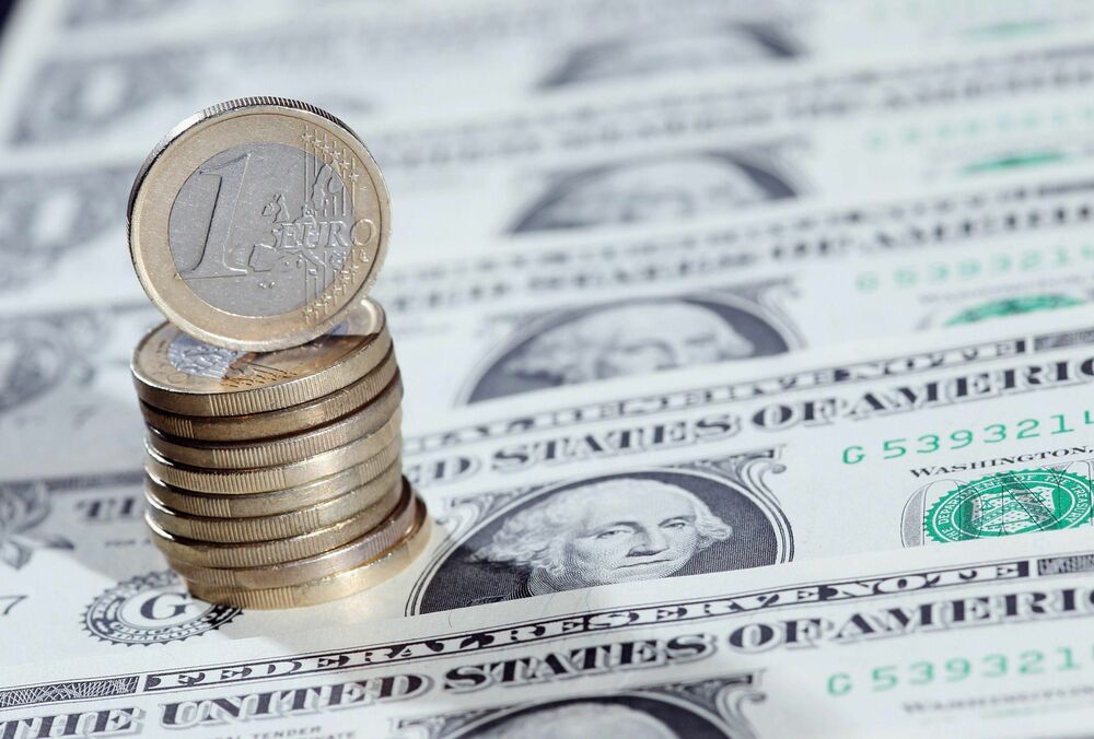 В НБУ рассказали, какие долги должна вернуть Украина в 2023 году