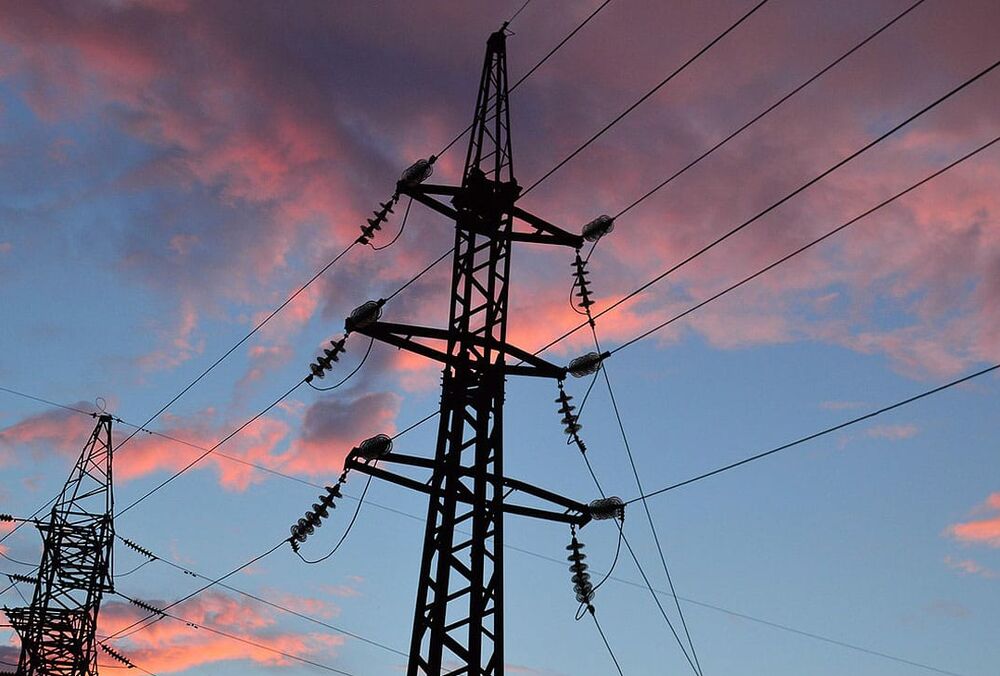 Укрэнерго анонсировало отключение света на вторник