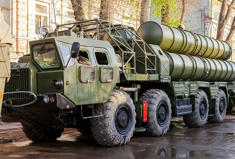 СМИ: Украина может получить от Греции оружие советского производства