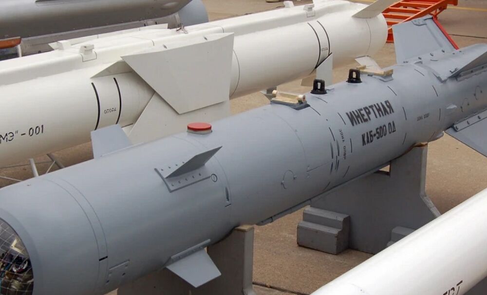 Россия планирует запустить серийное производство новых планирующих кассетных бомб  Россия планирует запустить серийное производство новых планирующих кассетных бомб