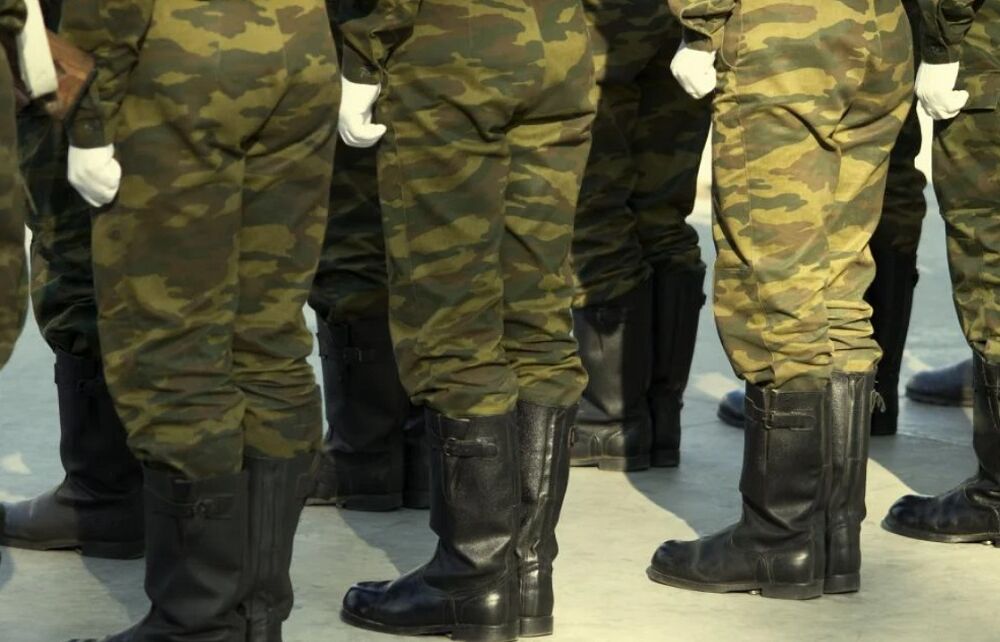 Маломуж рассказал, когда РФ перебросит новые резервы на юг Украины  