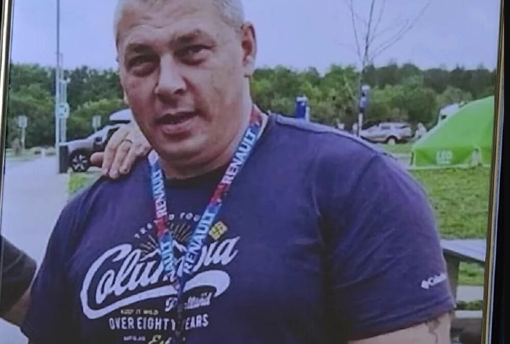 Священик у Полтавській області довів до сліз матір загиблого на війні бійця ЗСУ, спростувавши вторгнення РФ