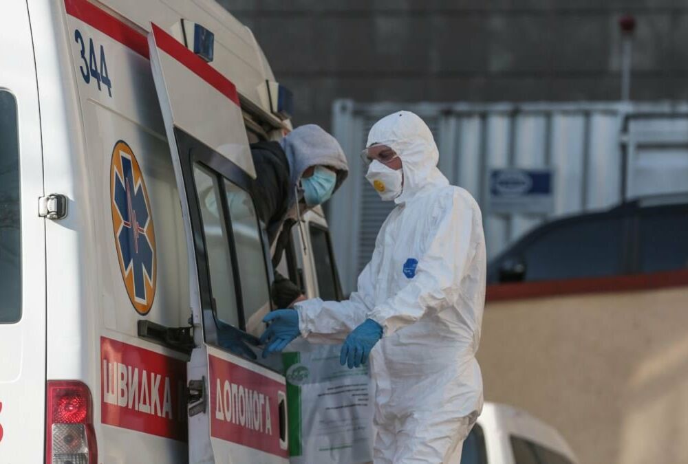 Коронавирус отступает: количество новых больных в Украине резко сократилось Коронавирус отступает: количество новых больных в Украине резко сократилось