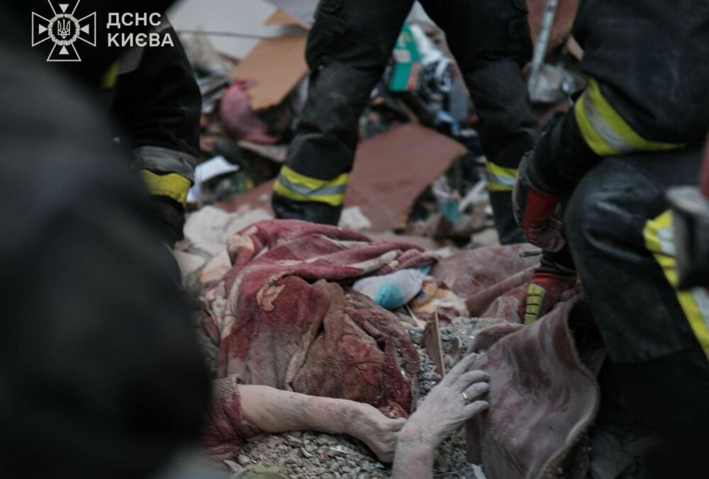Число загиблих внаслідок атаки на Київ зросло до 28 осіб