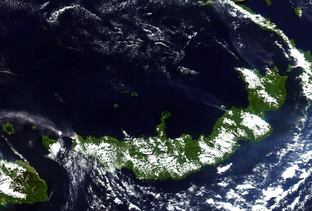 В Папуа-Новой Гвинее начал извергаться один из самых опасных вулканов в мире