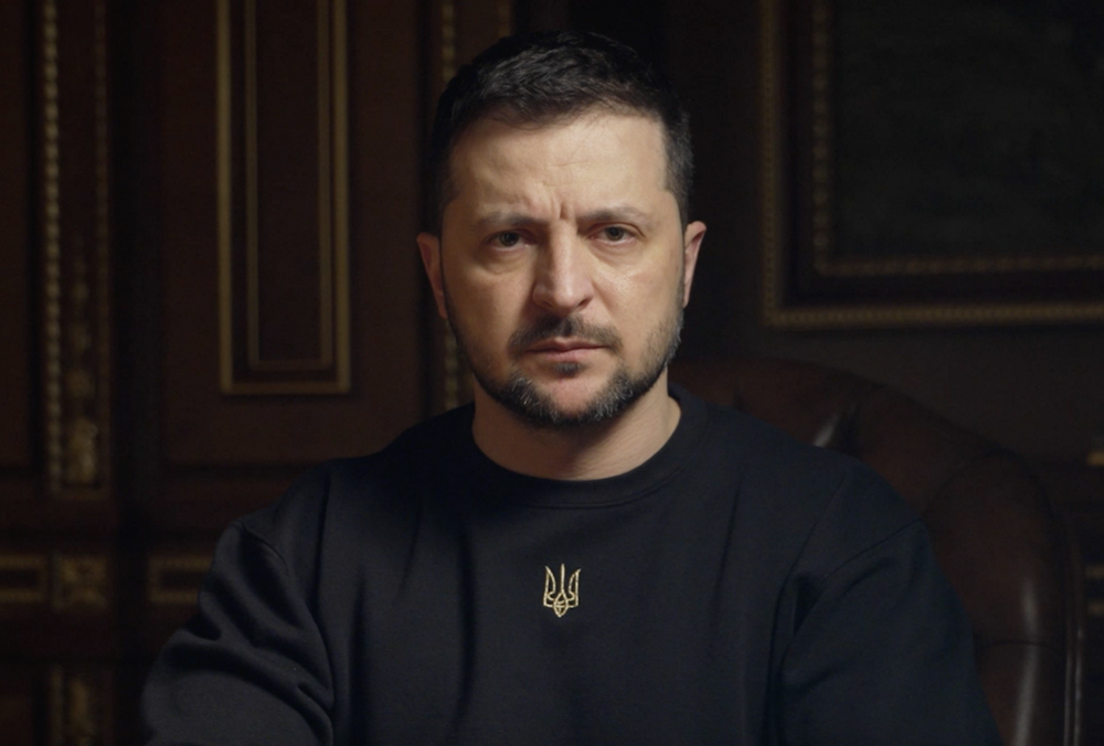 ”Ми вистояли. Ми не зазнали поразки”: звернення Зеленського у річницю війни