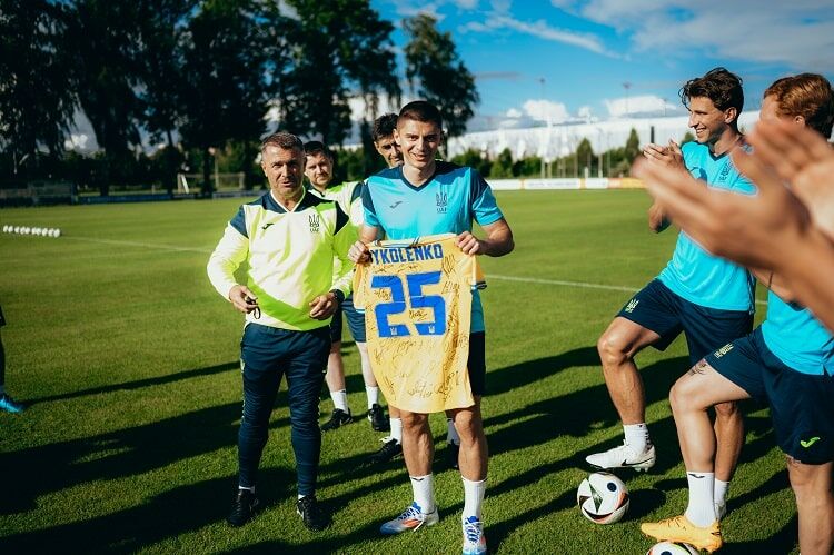 Підготовка до Євро-2024: Миколенко розповів про своє відновлення після травми Підготовка до Євро-2024: Миколенко розповів про своє відновлення після травми