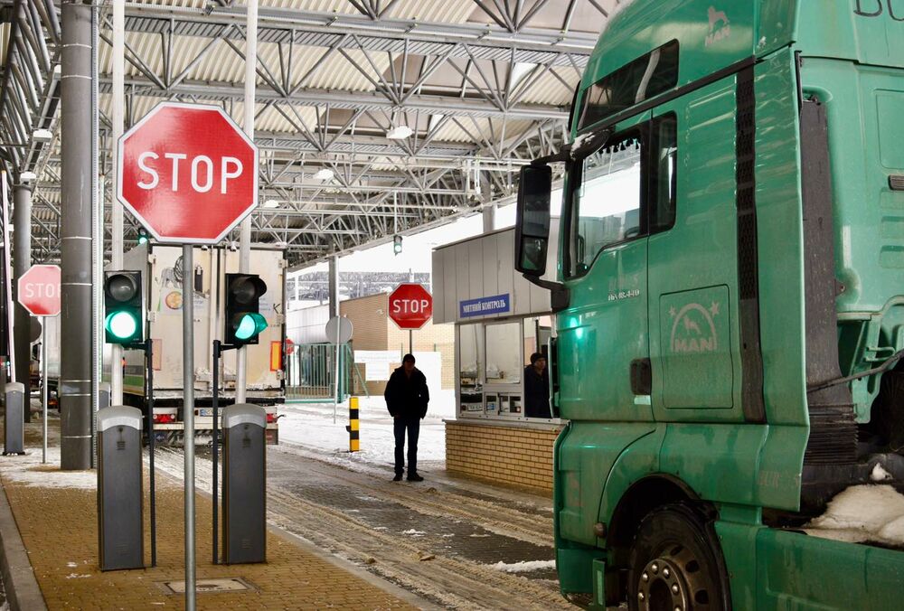 Блокада границы: поляки угрожают не пропускать автобусы Блокада границы: поляки угрожают не пропускать автобусы