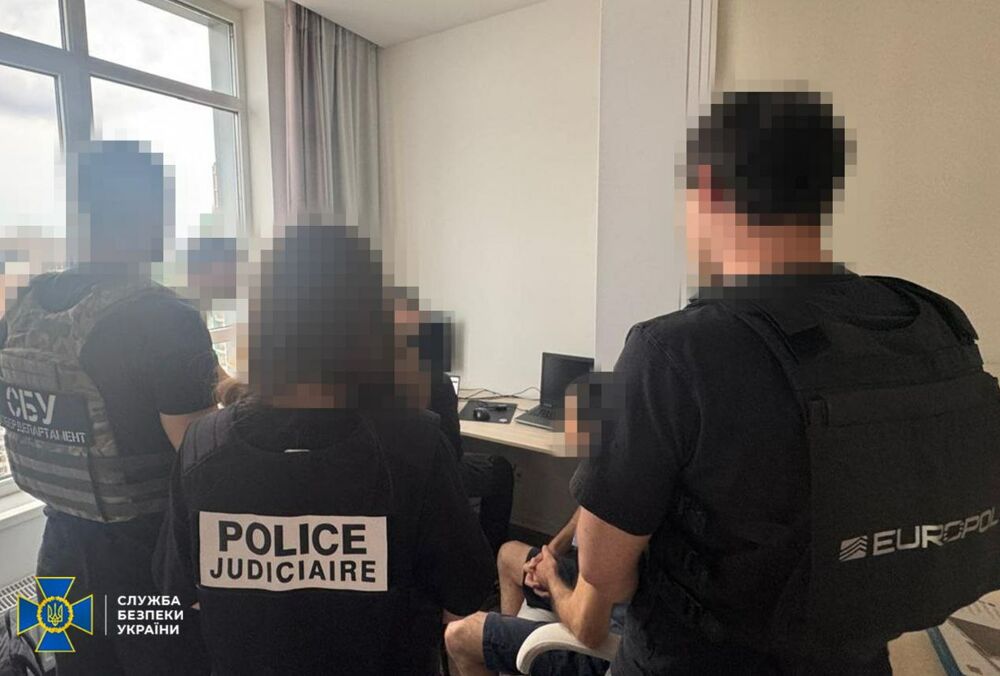 Стали известны детали задержания разработчика одной из самых известных в мире хакерских платформ XSS.is