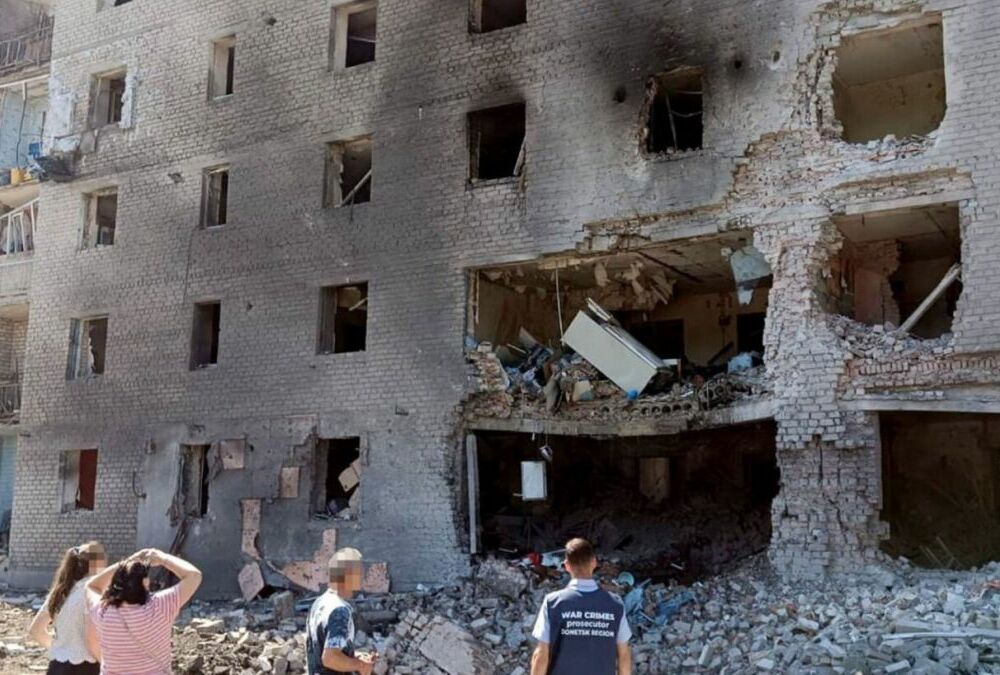 Россия за неделю запустила по Украине более 800 КАБов, - Зеленский