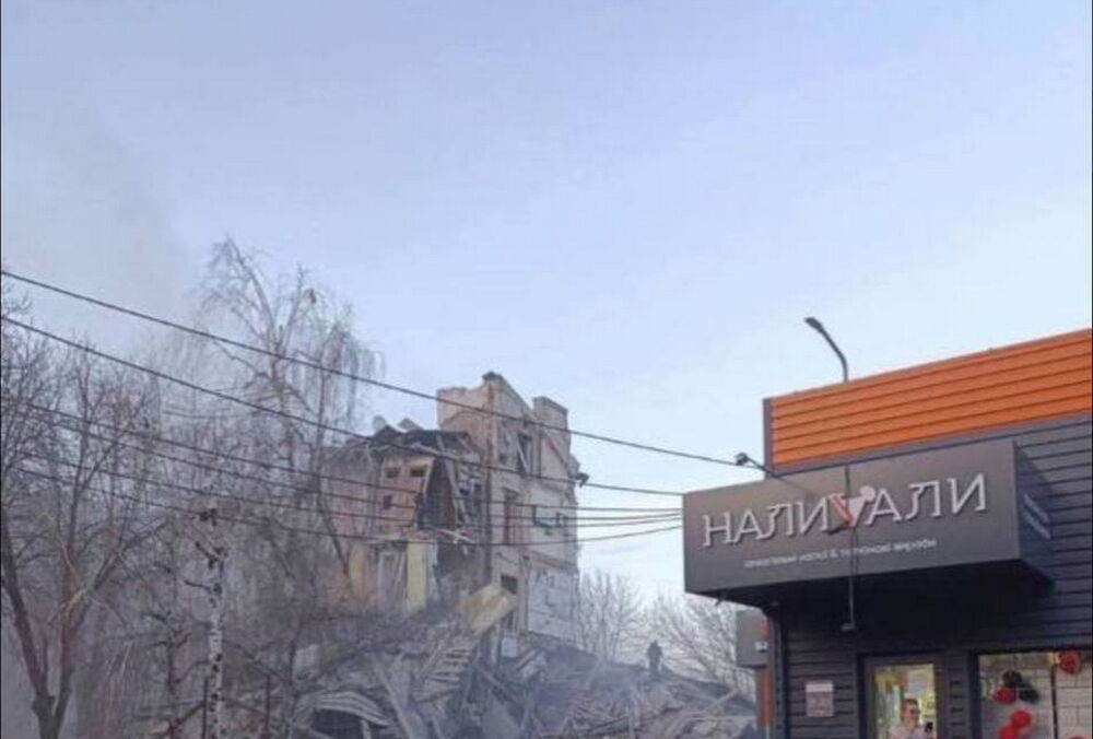 У Кривому Розі вже п'ять поранених внаслідок удару балістичною ракетою по житловому будинку