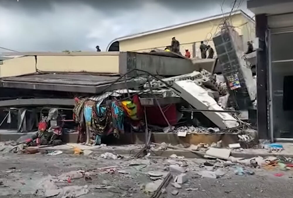 Число погибших при землетрясении в Вануату выросло до 14 человек