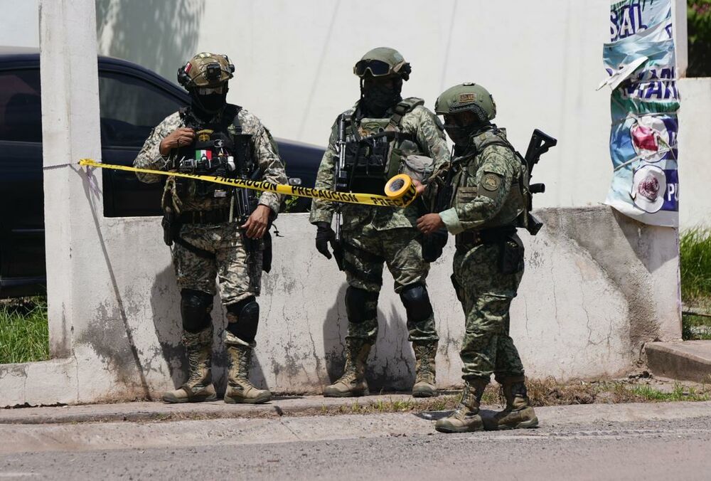 Військові у Мексиці відкрили вогонь по мігрантах