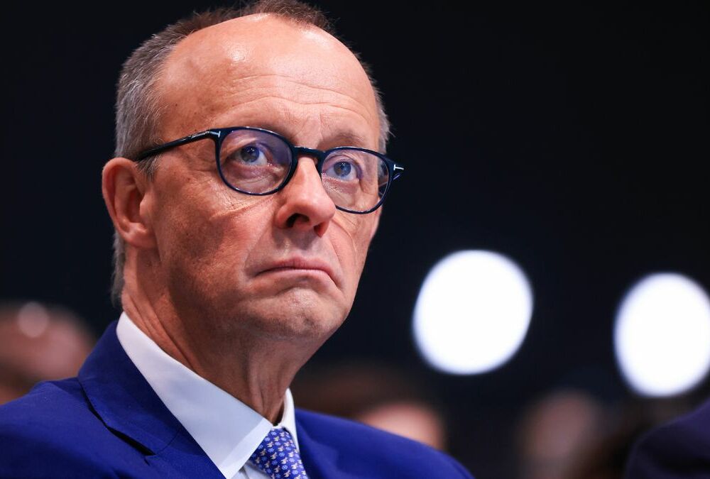 Мерц закликає готуватися до створення альтернативи НАТО