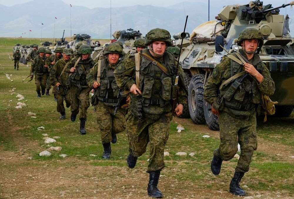 Нацгвардія: армія Росії намагається відновити наступ на сході Нацгвардія: армія Росії намагається відновити наступ на сході