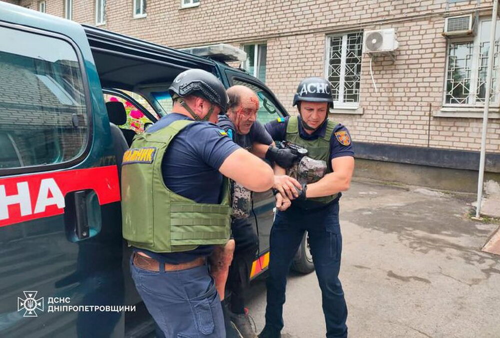 Росіяни накрили артилерійським вогнем Нікополь: 7 людей поранено