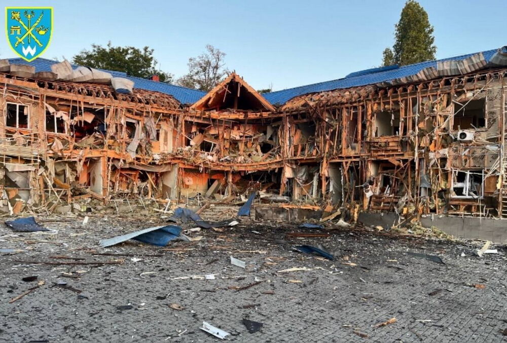 В Одессе обломки дрона уничтожили яхт-клуб: фото