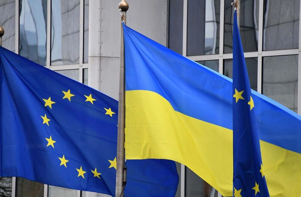 Politico: переговори щодо членства України в ЄС можуть розпочатися у грудні