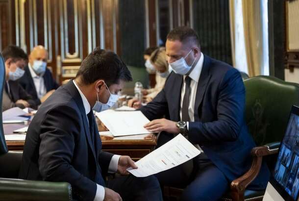 В Офісі президента розповіли, як на рішення Зеленського впливає Єрмак