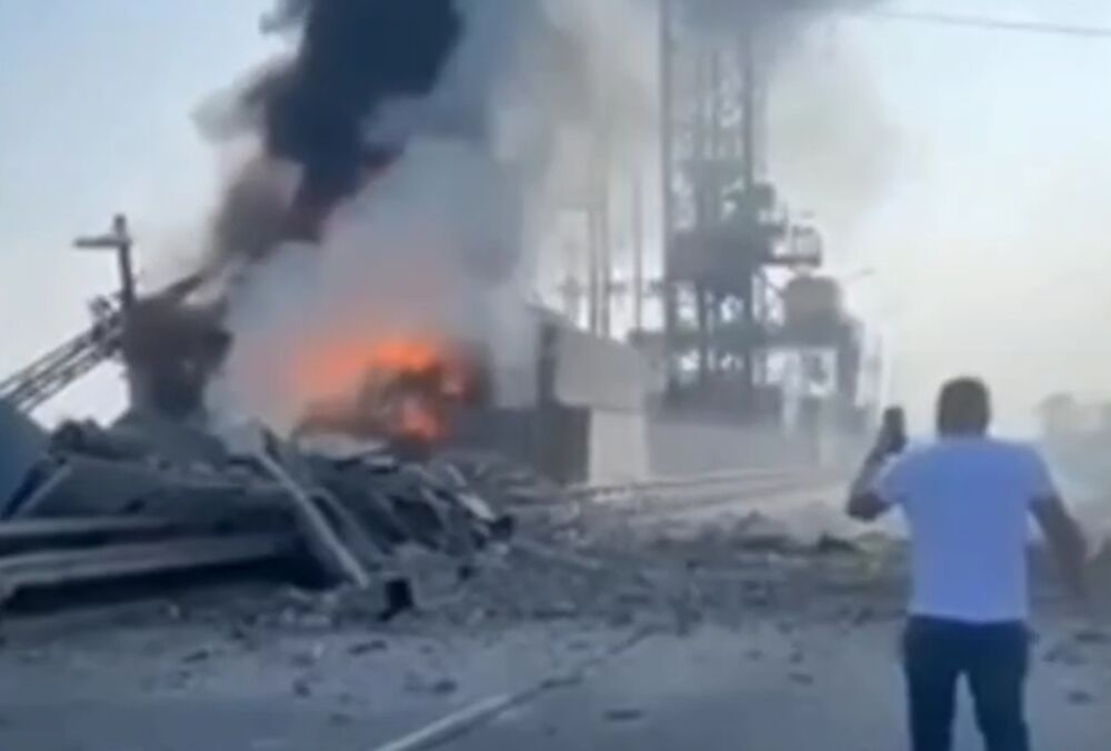 Россияне атаковали Киевскую ГЭС: есть ли угроза прорыва дамбы