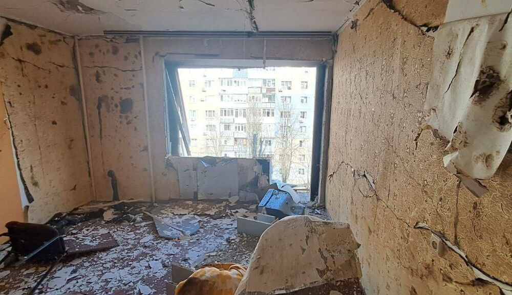 Взрыв газа в Кропивницком: один человек в больнице, двоих спасти (фото)