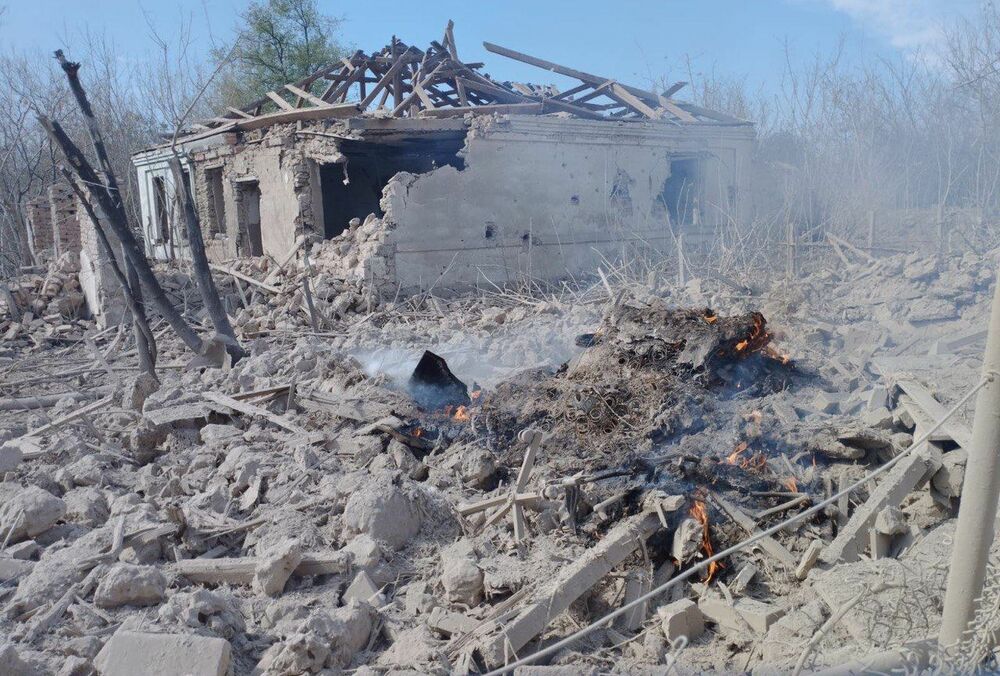 Російські військові авіабомбами атакували село біля Херсона