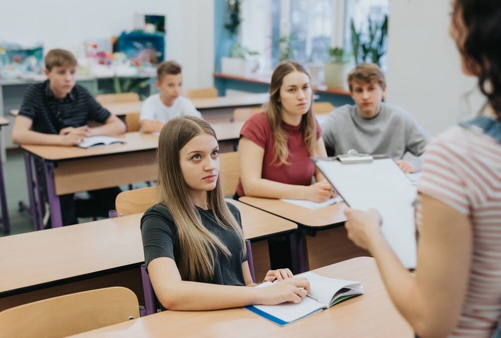 В школьные учебники по истории добавят новый раздел. Школьники будут изучать полномасштабную войну России про