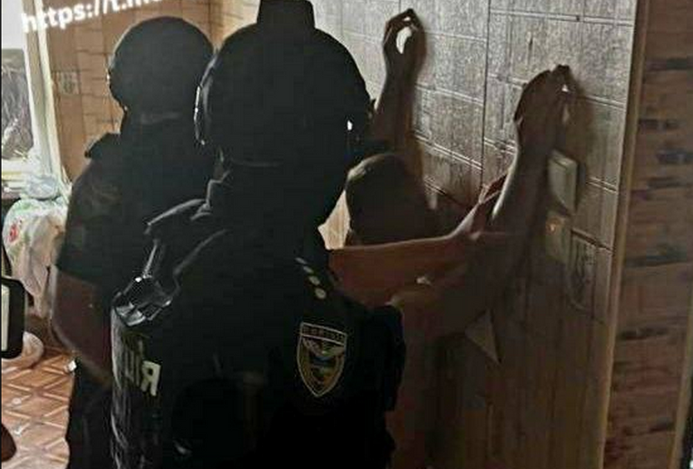 В Кривом Роге мошенник подделал канал ”Николаевский Ванек” и присвоил около 3 млн грн