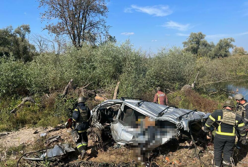 В Купянске возросло количество погибших из-за атаки на автомобиль волонтеров